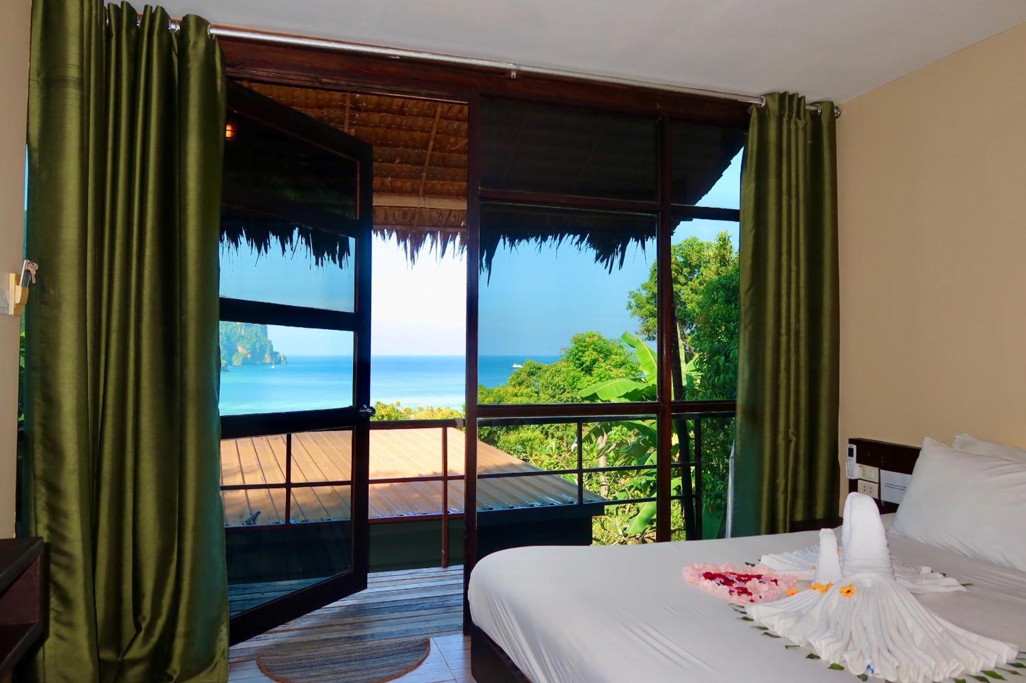 Phi Phi Sea Sky Resort Екстериор снимка